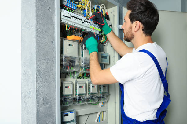 Best Emergency Electrical Repair  in Plainfield Village, CT